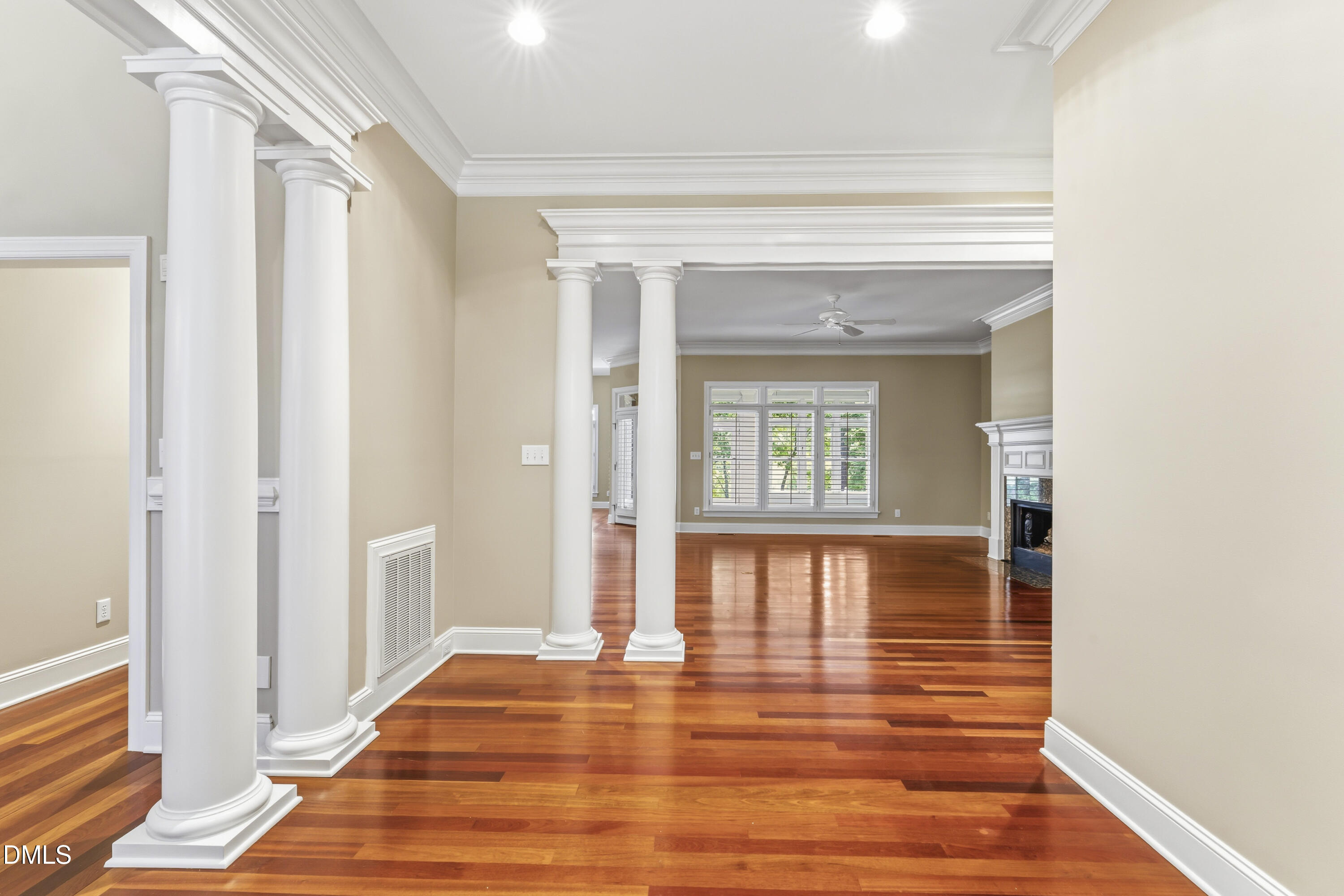 303 Pond Bluff Way Cary, NC 27513 - Photo 22 of 106 photos_high_resolution_DSC07217