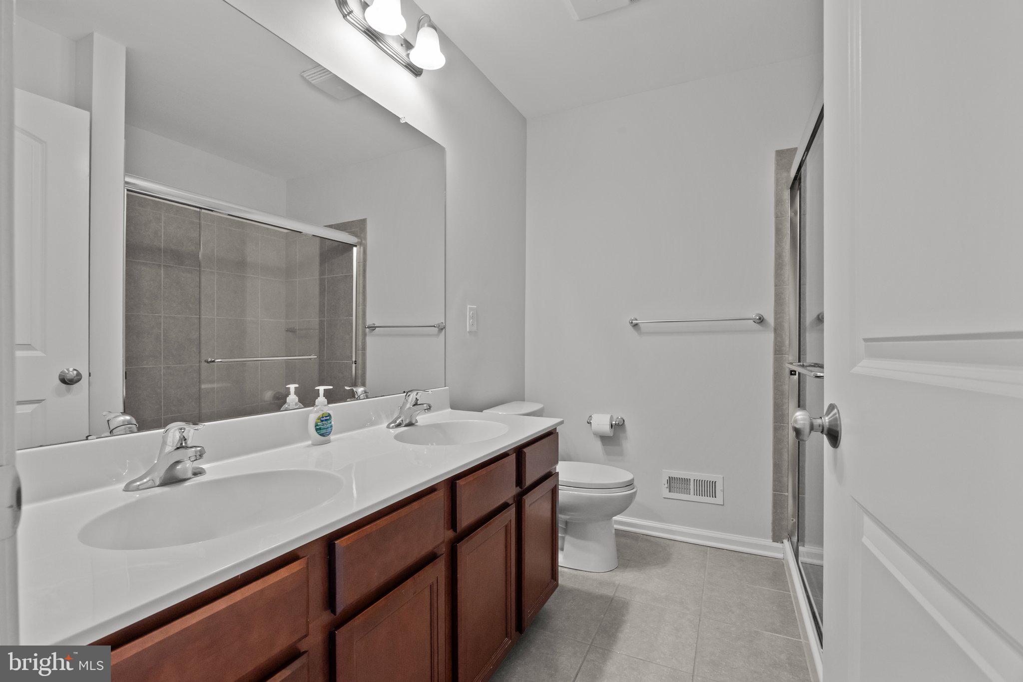 3711 Jacob Stout Road, Unit 7 Doylestown, PA 18902 - Photo 17 of 37