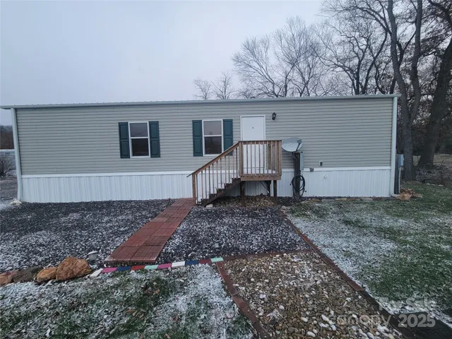 $174,000 | 141 Pike Point, Waynesville, NC 28785