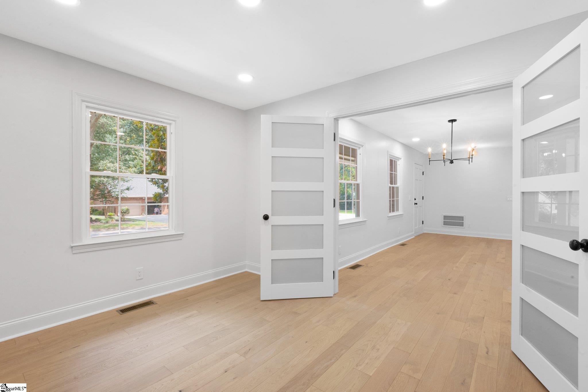 114 Old Hickory Point Greenville, SC 29607 - Photo 12 of 36