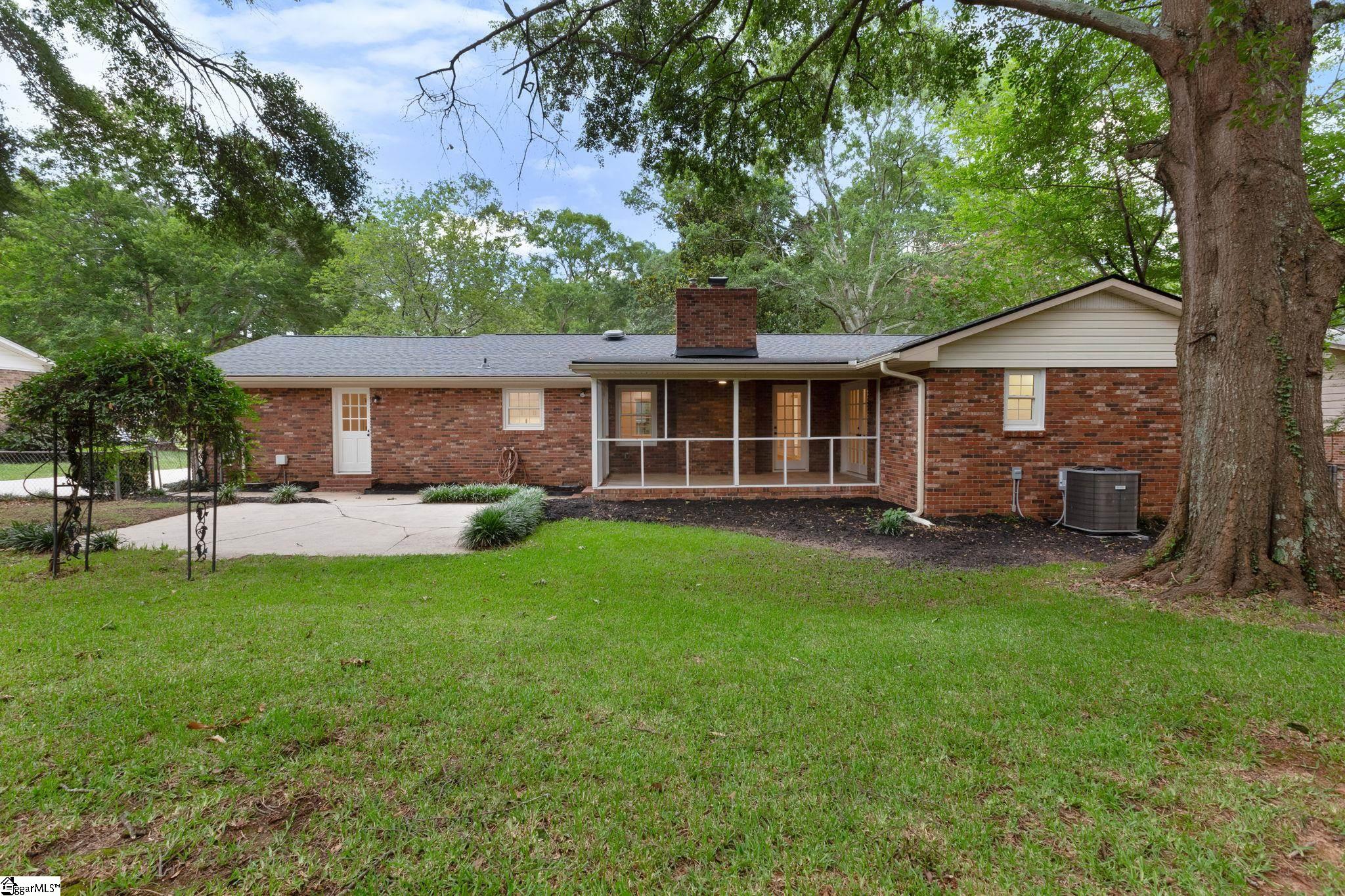 114 Old Hickory Point Greenville, SC 29607 - Photo 30 of 36