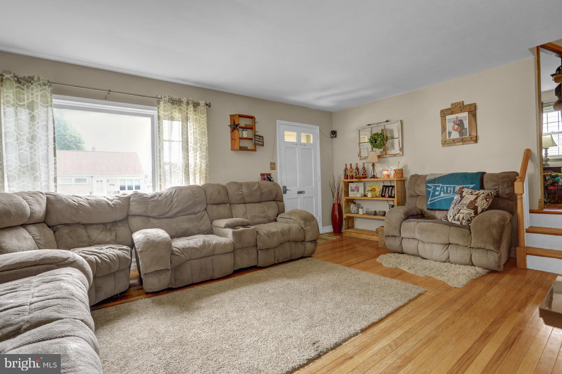 527 Harding Avenue Reading, PA 19607 - Photo 9 of 32