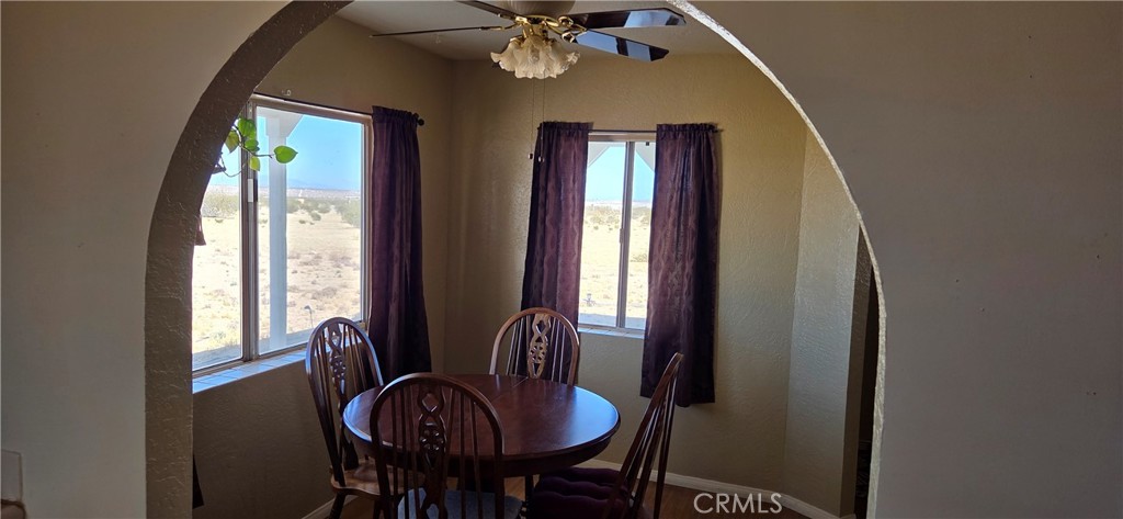 62323 Mars Drive Joshua Tree, CA 92252 - Photo 6 of 26 a dining room with furniture and window