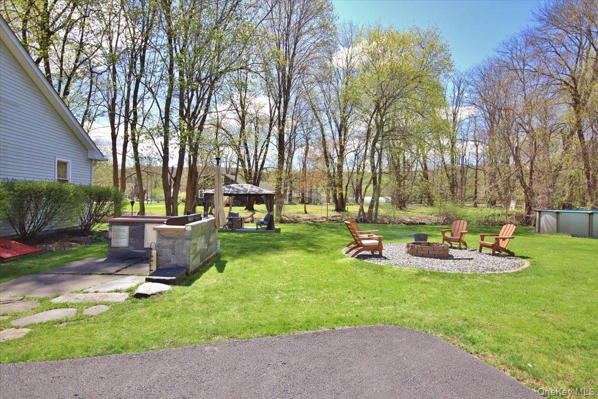 95 Tinker Town Road Dover Plains, NY 12522 - Photo 8 of 49