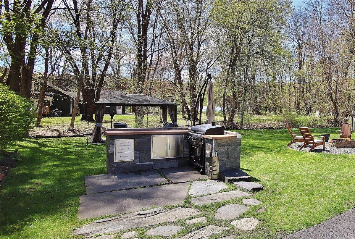 95 Tinker Town Road Dover Plains, NY 12522 - Photo 9 of 49