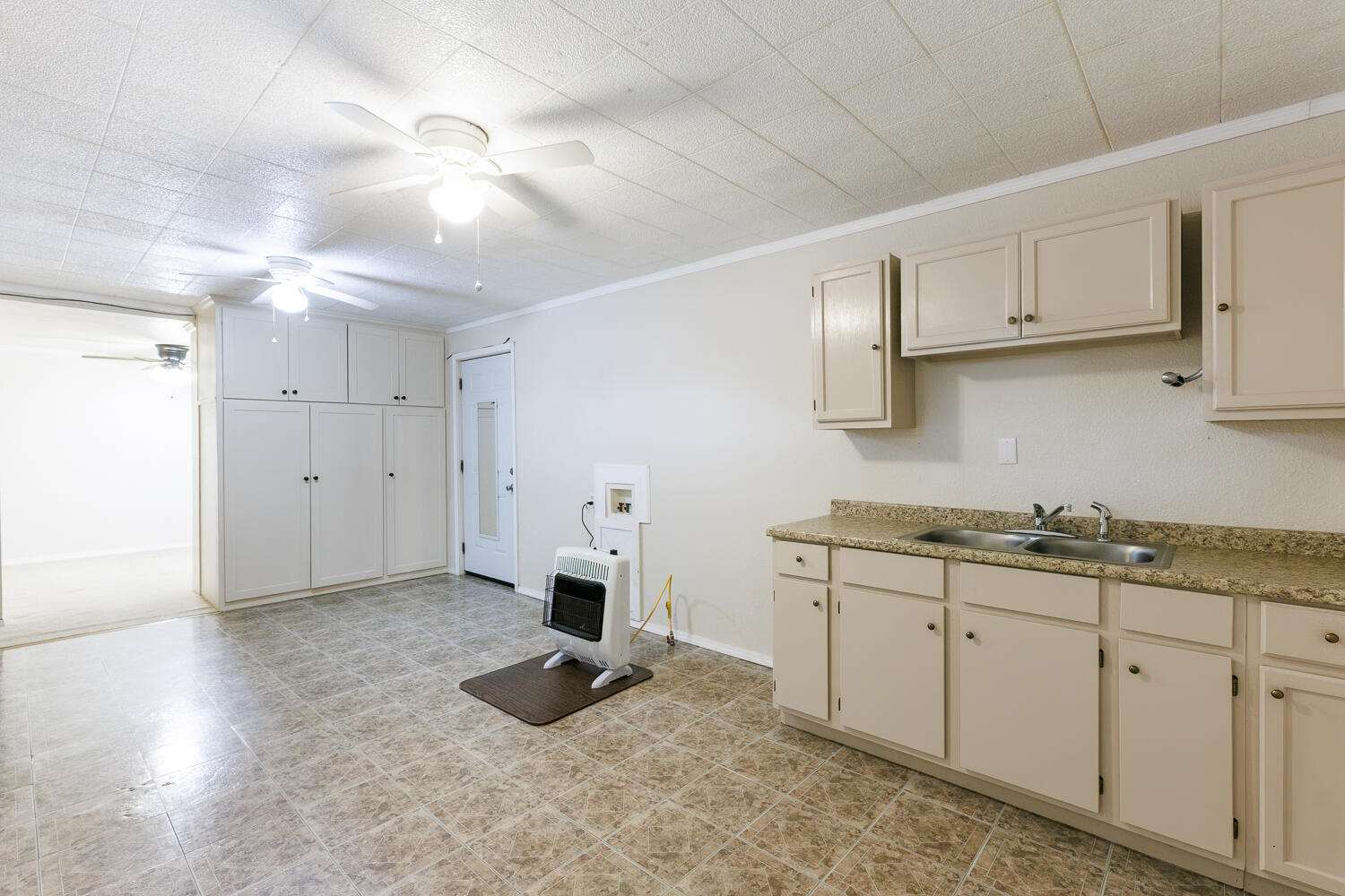 211 Chestnut Street Idalou, TX 79329 - Photo 18 of 31 211 Chestnut-3