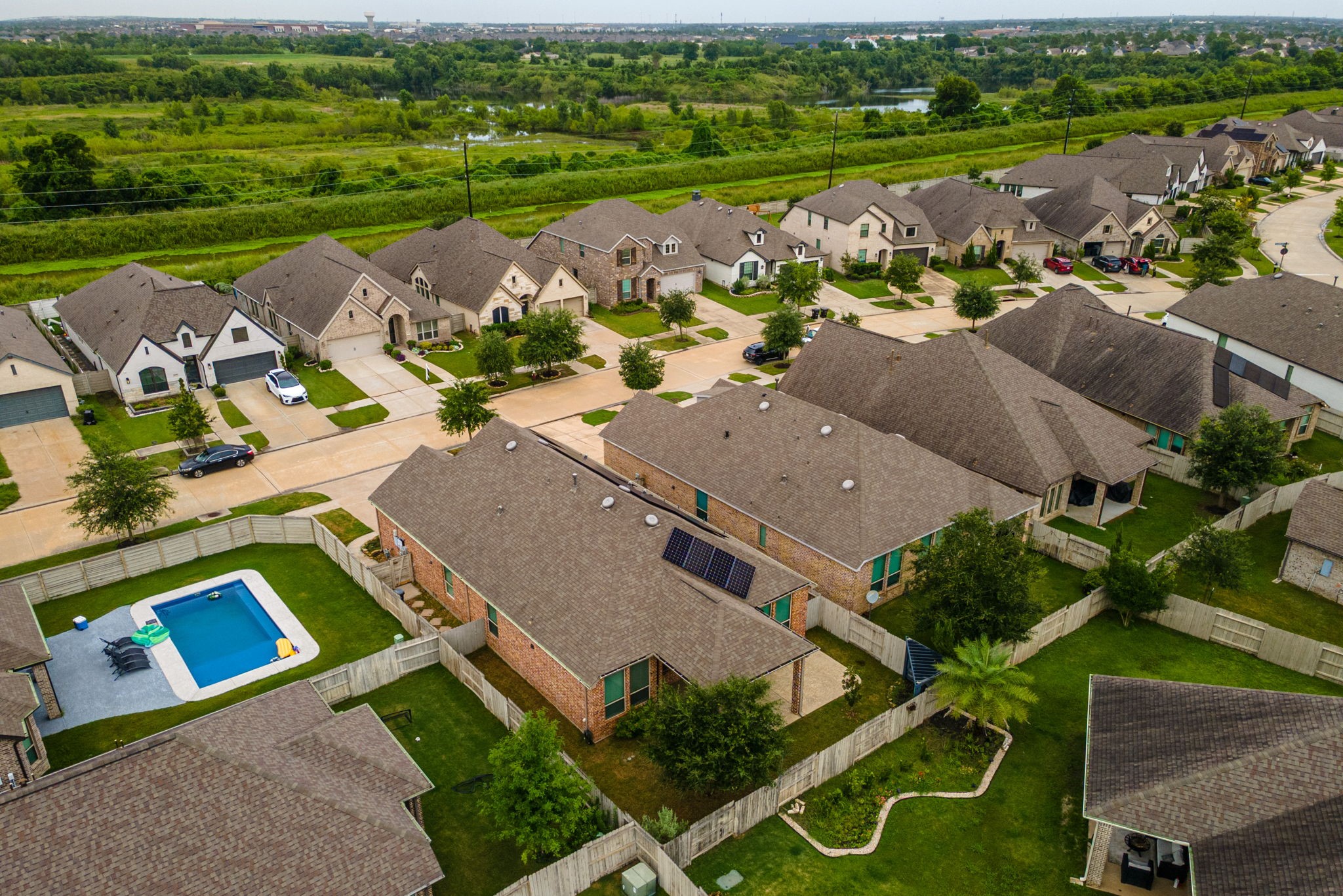2116 Blackhawk Ridge Lane Manvel, TX 77578 - Photo 9 of 33