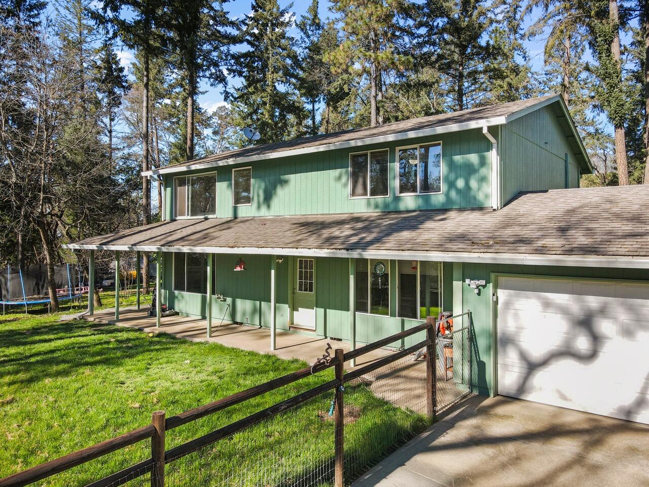 1438 Summit Loop Grants Pass, OR 97527 - Photo 6 of 28 DJI_0361 Large
