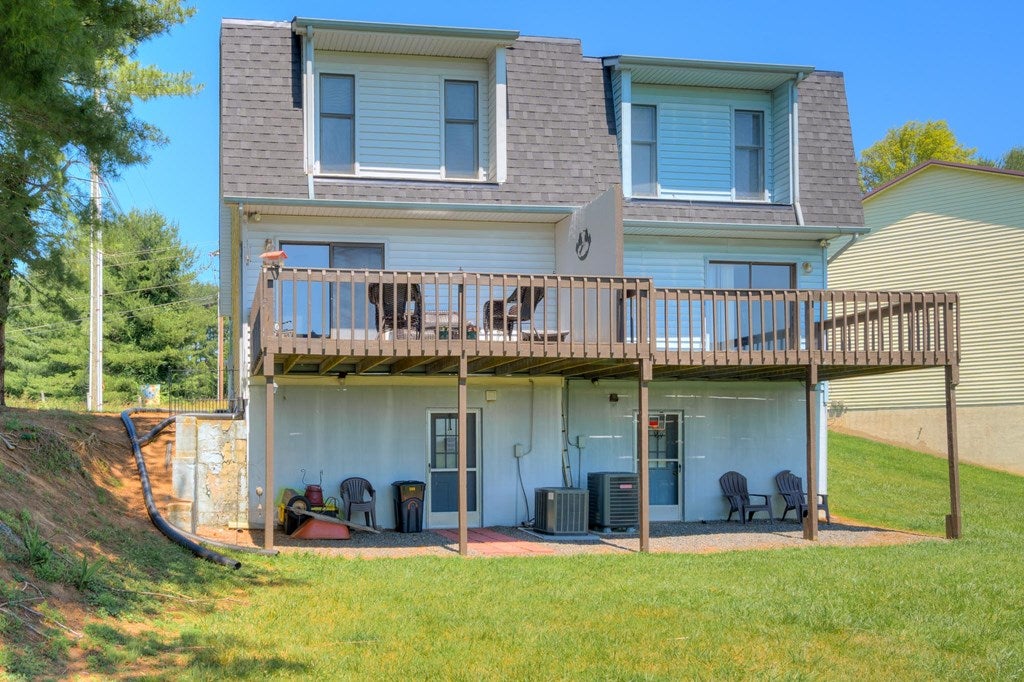 308 Armory Road Galax, VA 24333 - Photo 35 of 40 Gallery Image 35