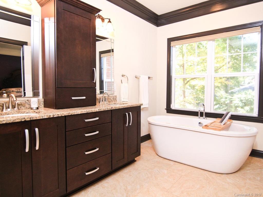 1719 Truman Road Charlotte, NC 28205 - Photo 13 of 24 Gallery Image 13