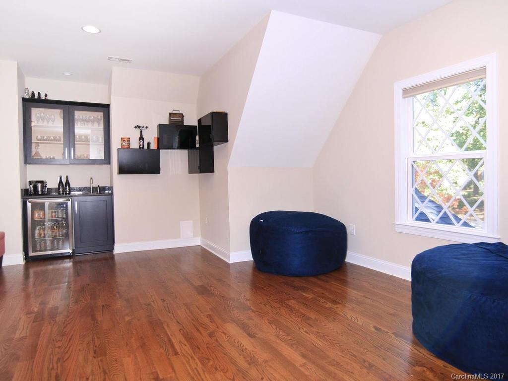 1719 Truman Road Charlotte, NC 28205 - Photo 16 of 24 Gallery Image 16