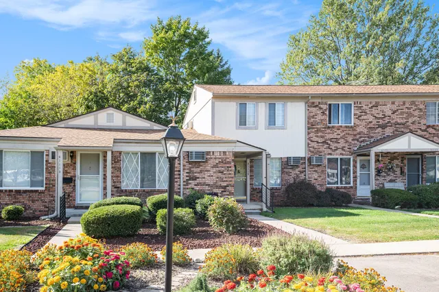 $104,900 | 61117 Heritage Boulevard, South Lyon, MI 48178