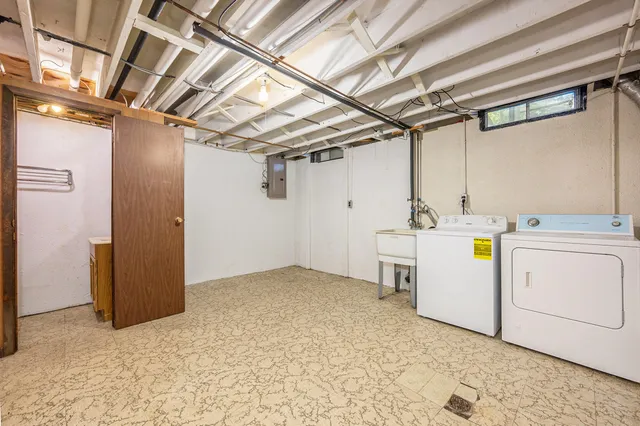 $104,900 | 61117 Heritage Boulevard, South Lyon, MI 48178