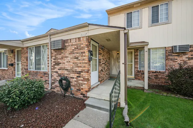 $104,900 | 61117 Heritage Boulevard, South Lyon, MI 48178