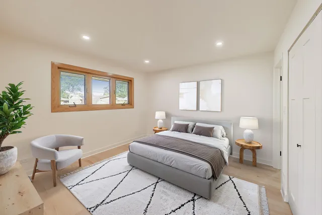 $715,000 | 656 Jon Lane, Des Plaines, IL 60016