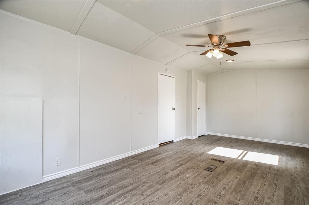 12579 Roy Harris Loop Conroe, TX 77306 - Photo 16 of 23