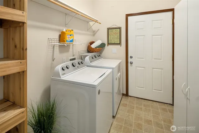 $748,500 | 135 Rally Way, Easton, WA 98925