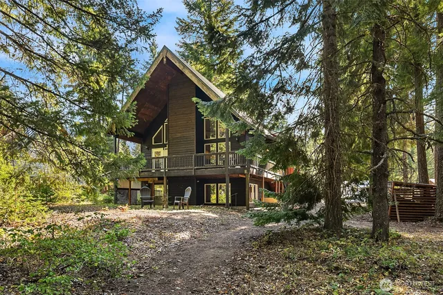 $748,500 | 135 Rally Way, Easton, WA 98925