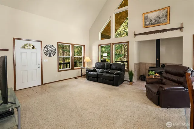 $748,500 | 135 Rally Way, Easton, WA 98925