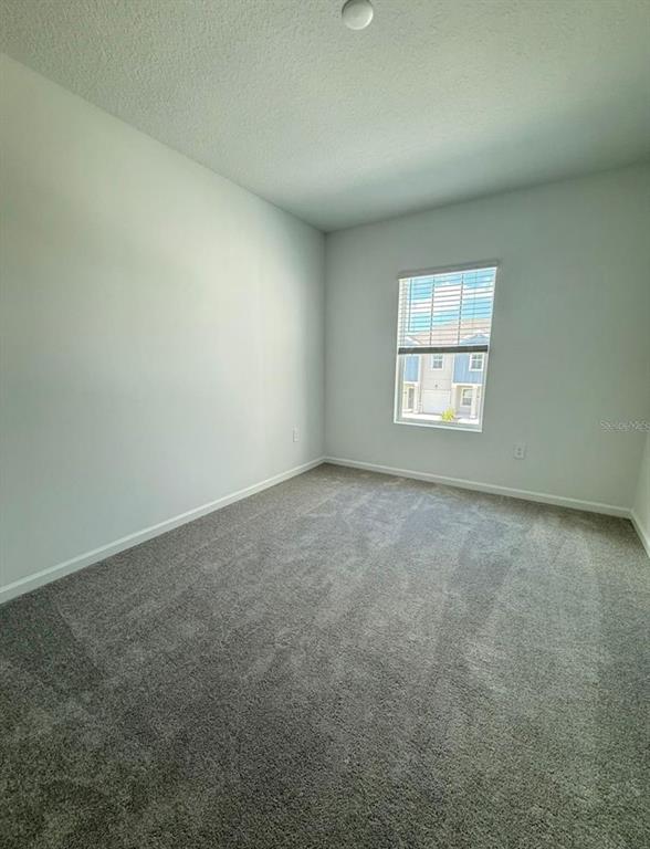 2633 Skyline Loop Kissimmee, FL 34758 - Photo 12 of 16