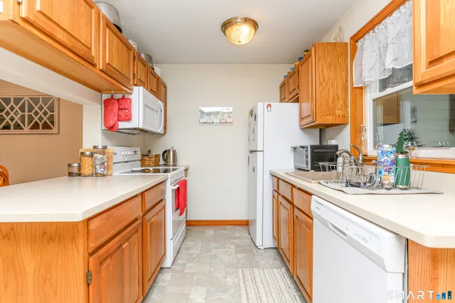 $265,000 | Undisclosed Address, Montville, CT 06382