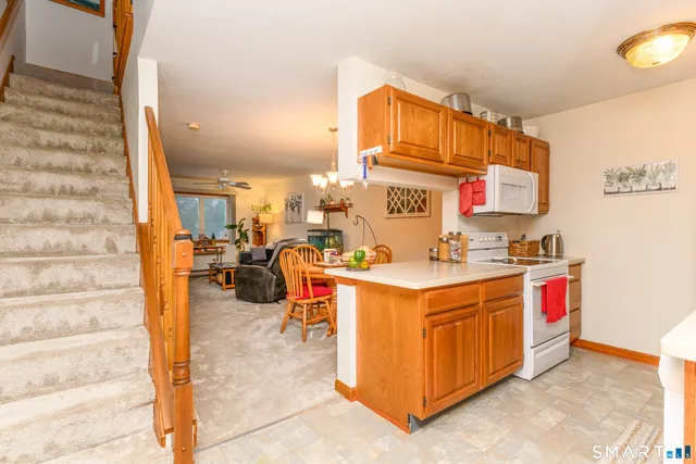 $265,000 | Undisclosed Address, Montville, CT 06382