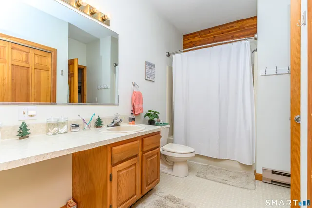 $265,000 | Undisclosed Address, Montville, CT 06382