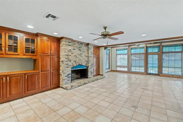 $315,000 | 333 Jeannine Street, Lake Charles, LA 70605