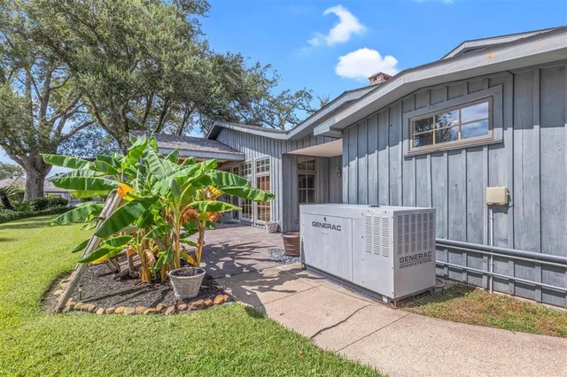 $315,000 | 333 Jeannine Street, Lake Charles, LA 70605