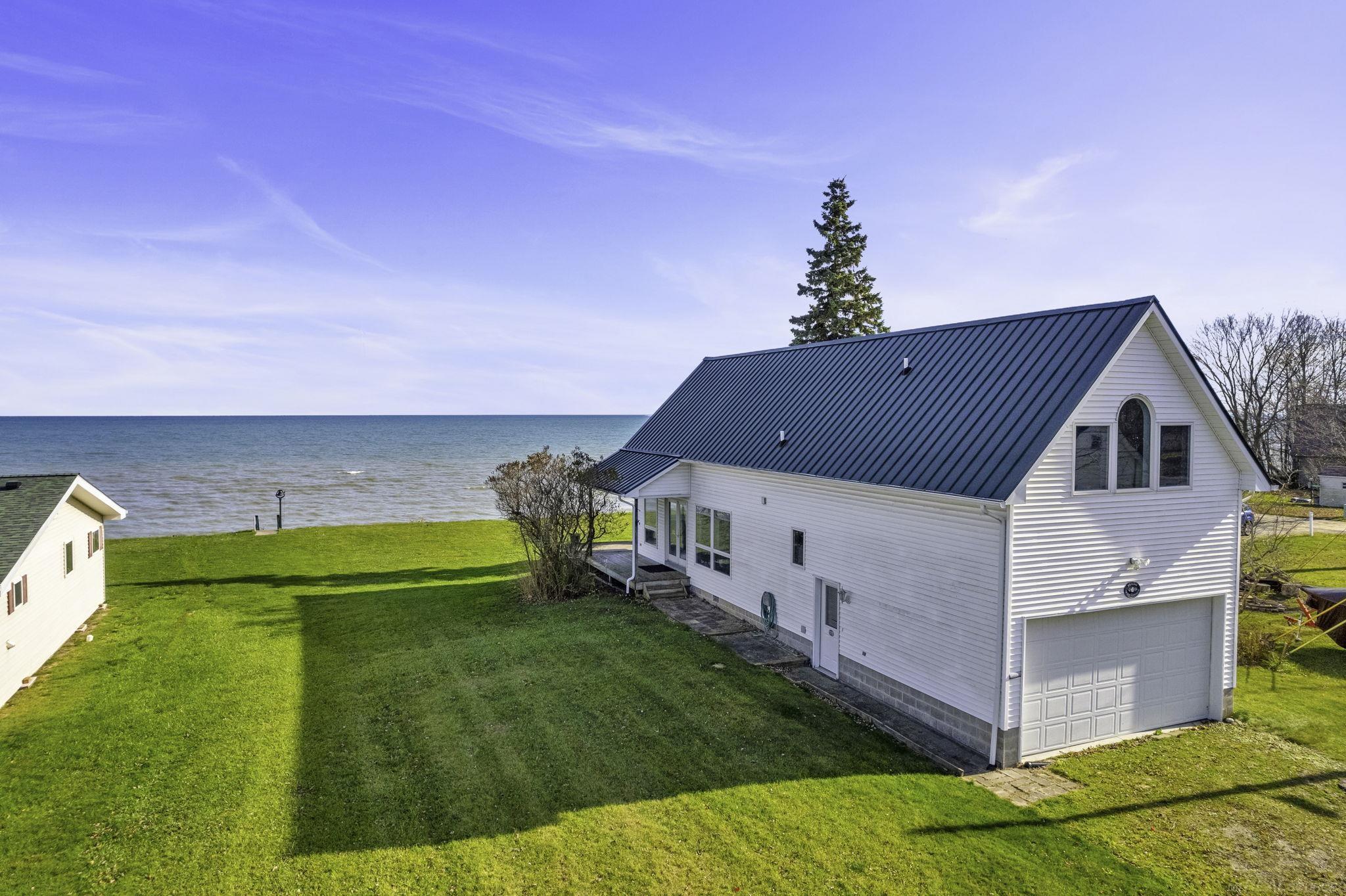 6841 Lakeshore Road Lexington, MI 48450 - Photo 33 of 52