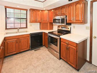 94 Sugarmill Road Troy, IL 62294 - Photo 12 of 26 Gallery Image 12