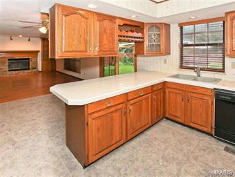 94 Sugarmill Road Troy, IL 62294 - Photo 13 of 26 Gallery Image 13