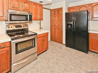 94 Sugarmill Road Troy, IL 62294 - Photo 15 of 26 Gallery Image 15
