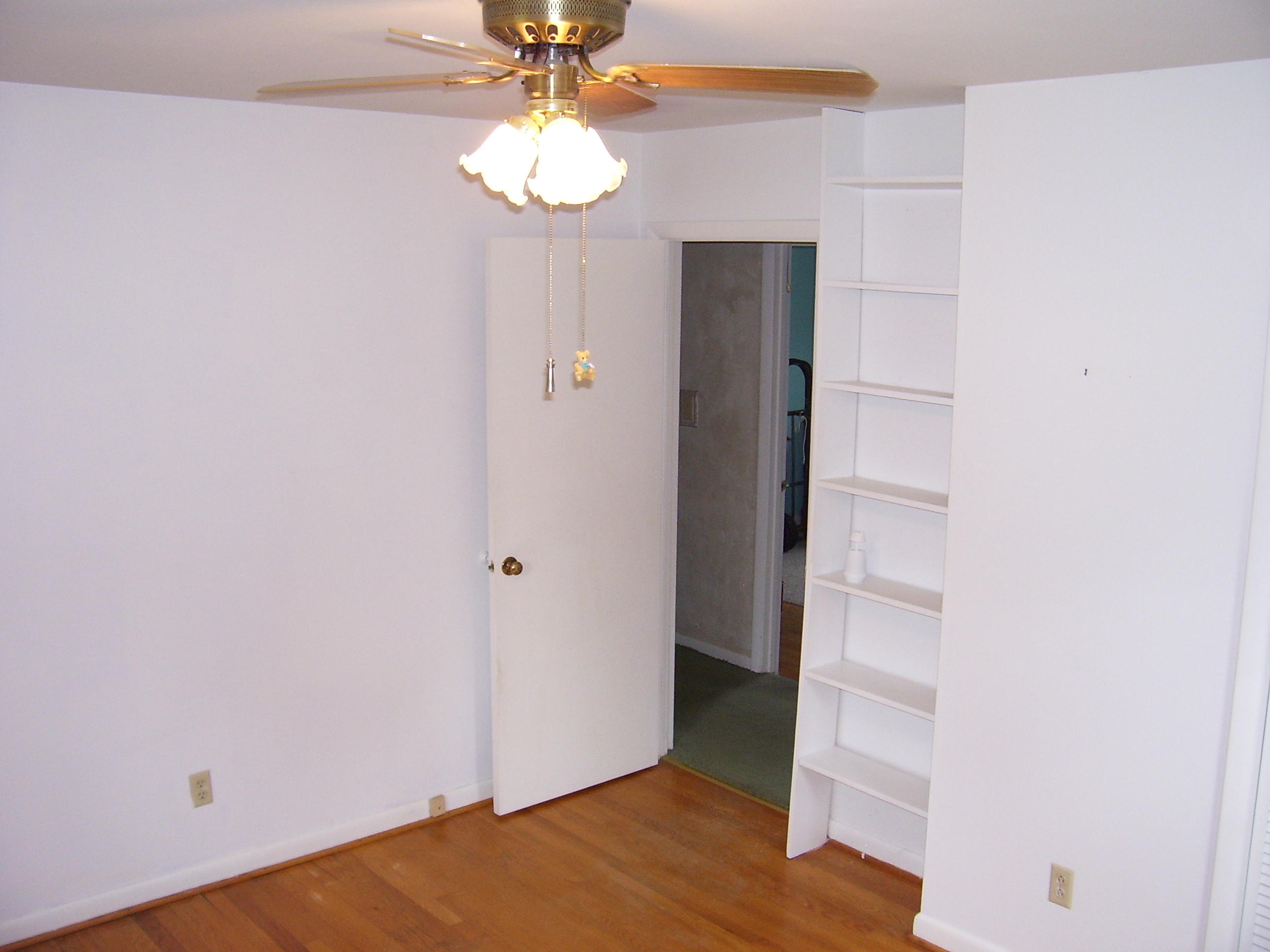 151 Return Road Roanoke, VA 24019 - Photo 17 of 30 100_4450