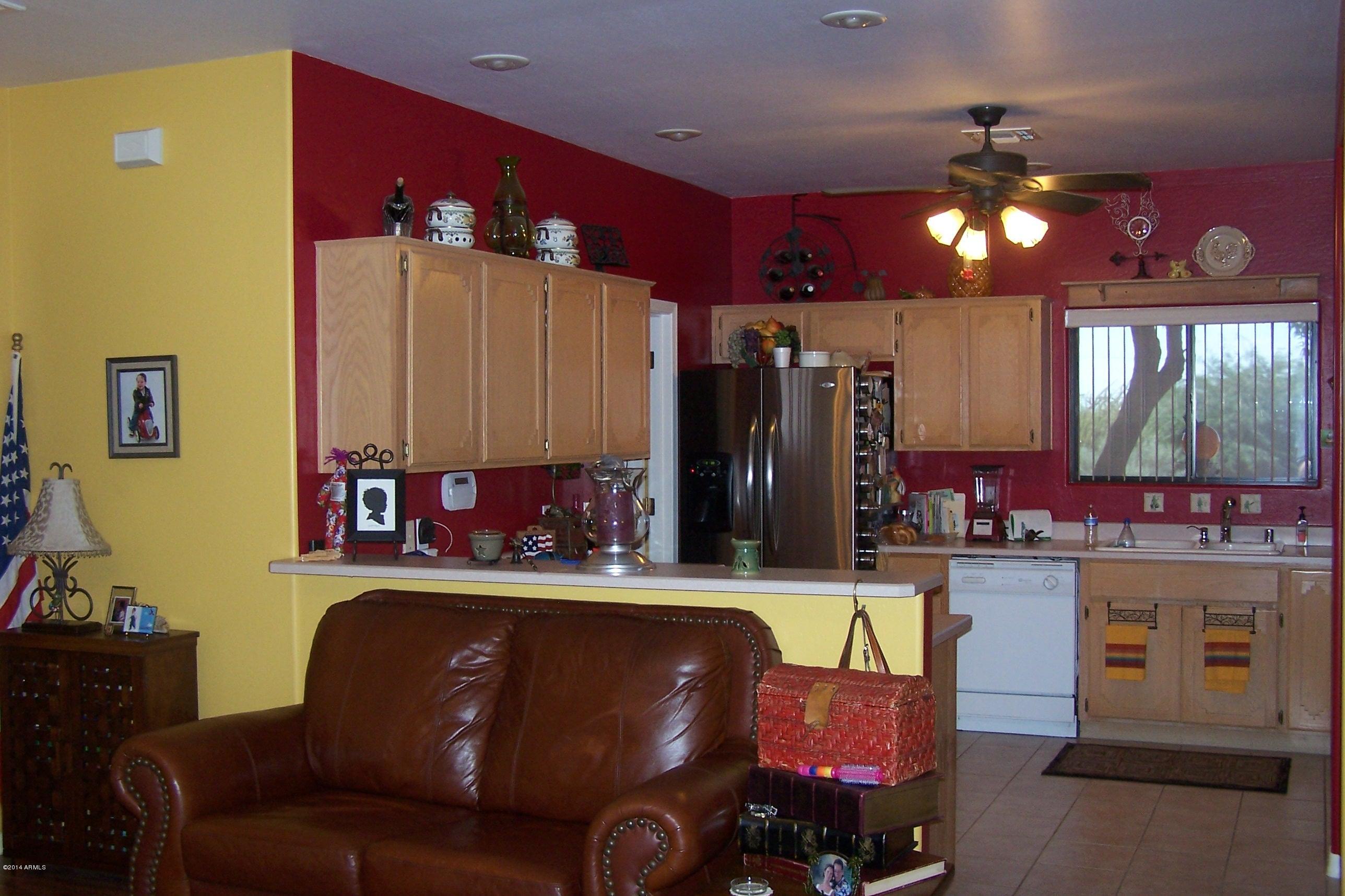 1381 North Cortez Road Apache Junction, AZ 85119 - Photo 5 of 38 Kitchen