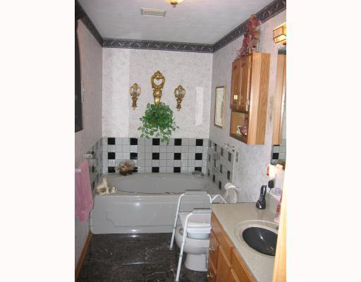 5870 Short Road Houston, OH 45333 - Photo 7 of 8