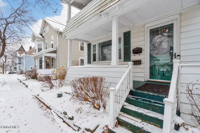 $215,000 | 415 Broadway, Mechanicville, NY 12118