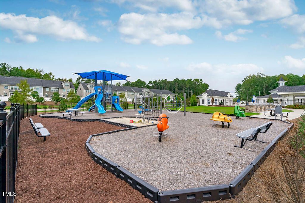 1344 Brown Velvet Lane Apex, NC 27523 - Photo 47 of 63 34Amenities