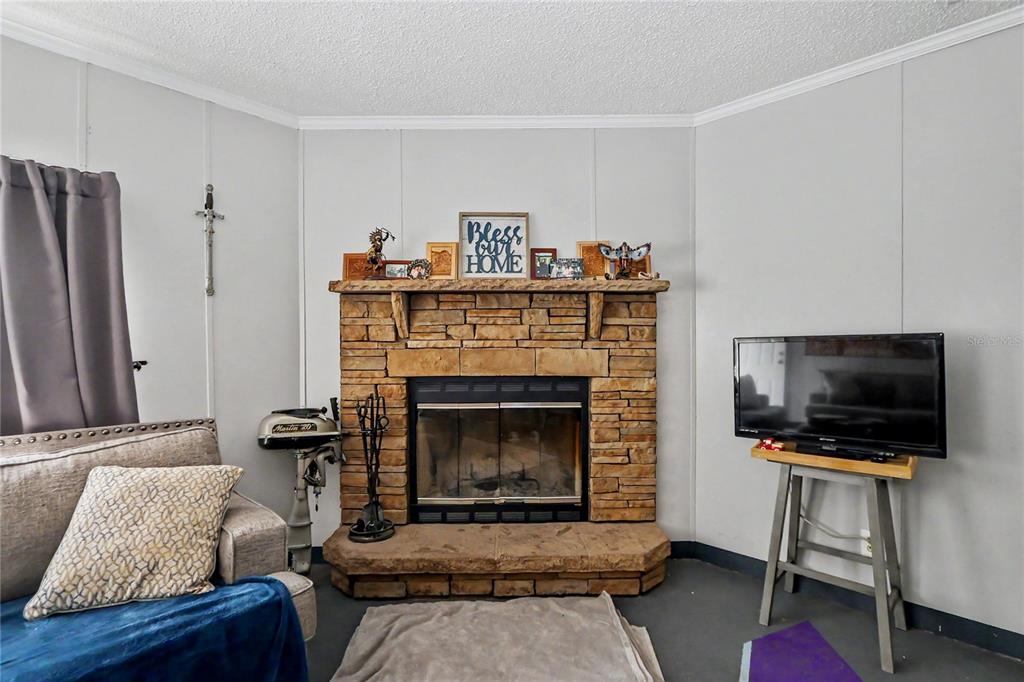 5435 Northeast 153rd Place Road Citra, FL 32113 - Photo 16 of 40