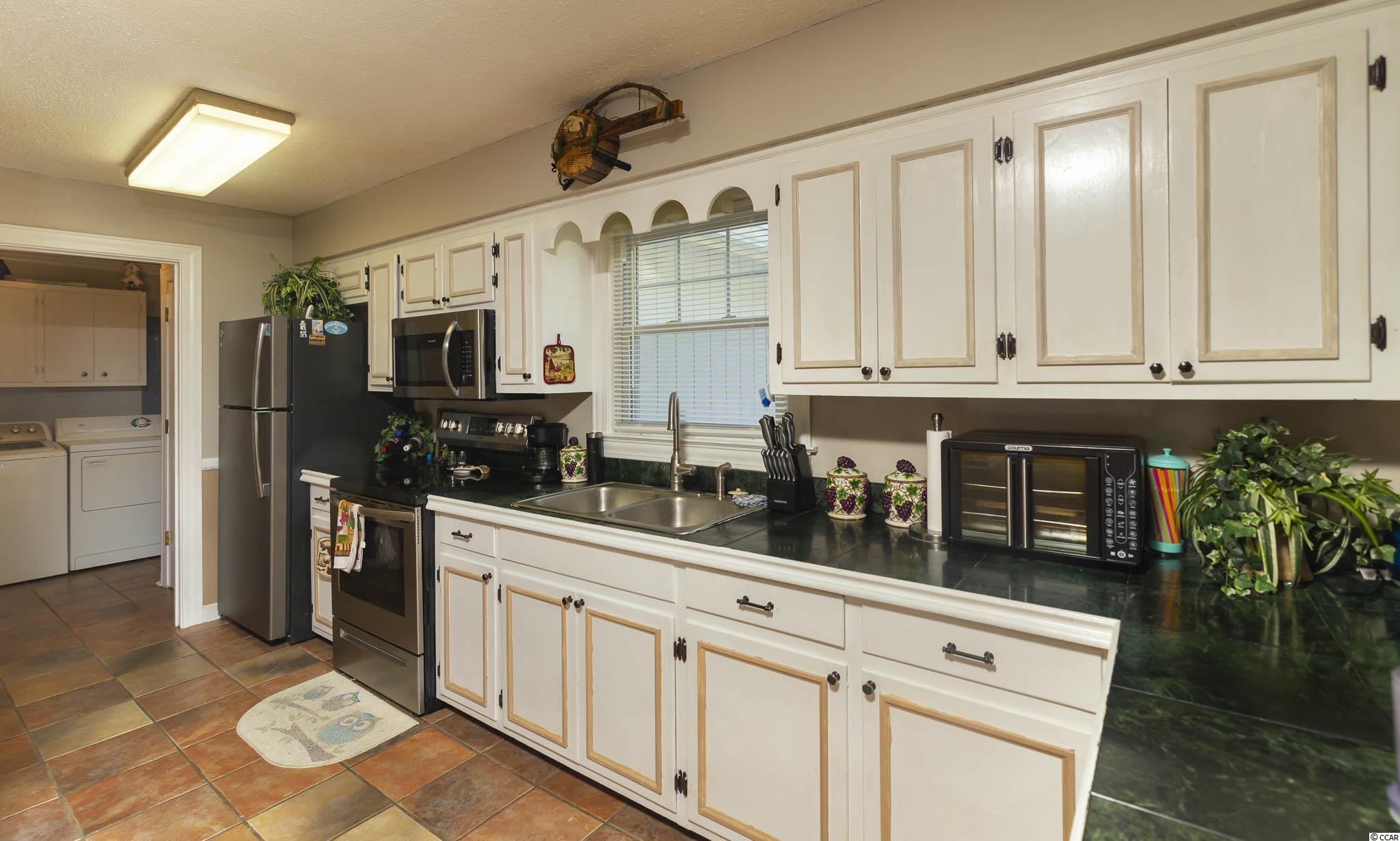 1223 Pinelake Road Marion, SC 29571 - Photo 6 of 40 Gallery Image 6