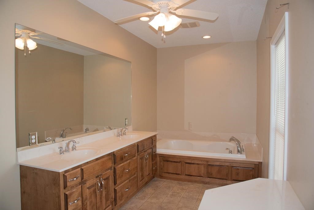 142 County Rd S-1-163 Calhoun Falls, SC 29628 - Photo 19 of 42 Gallery Image 19