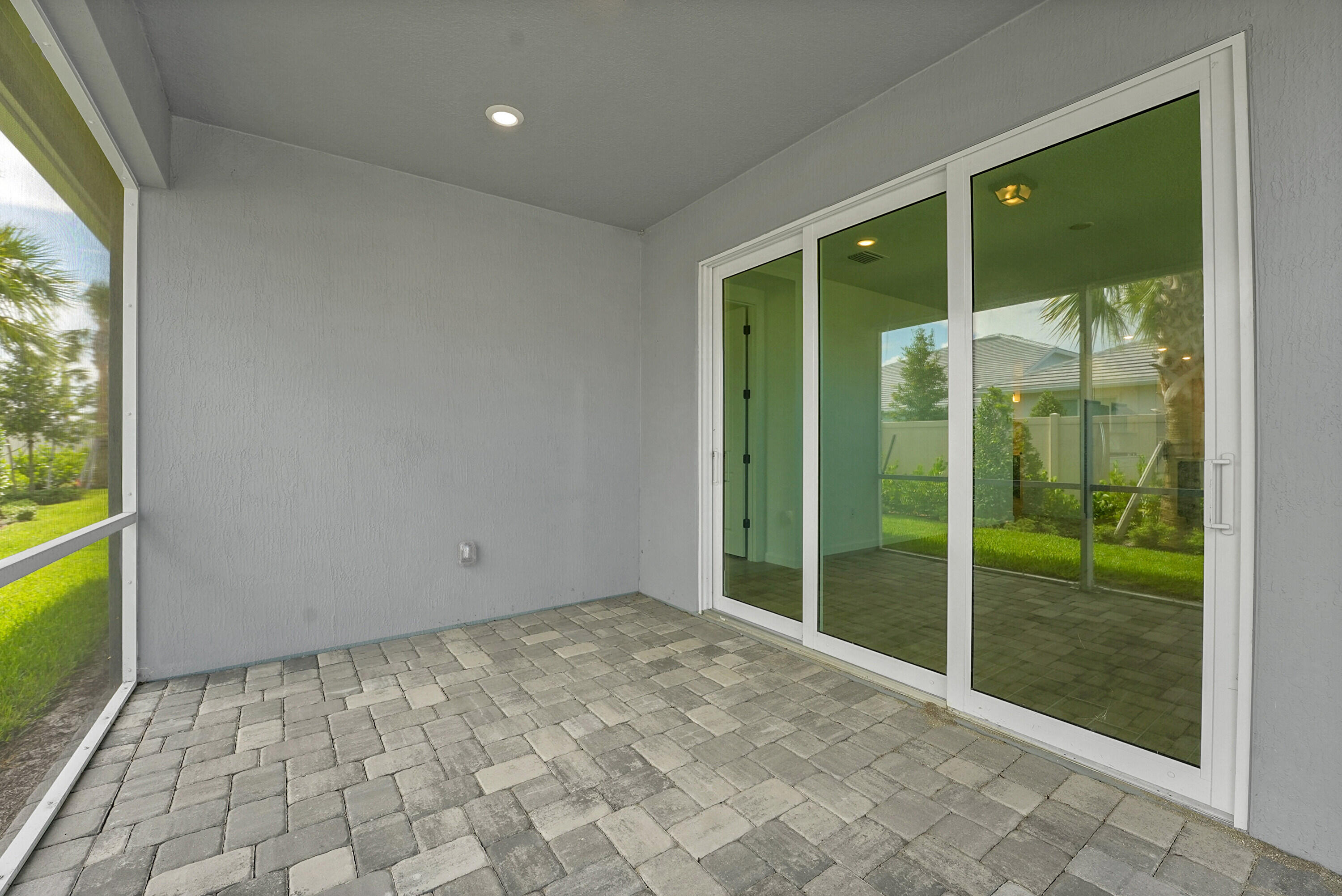 4572 Nautilus Circle Vero Beach, FL 32967 - Photo 20 of 33 a view of an entryway