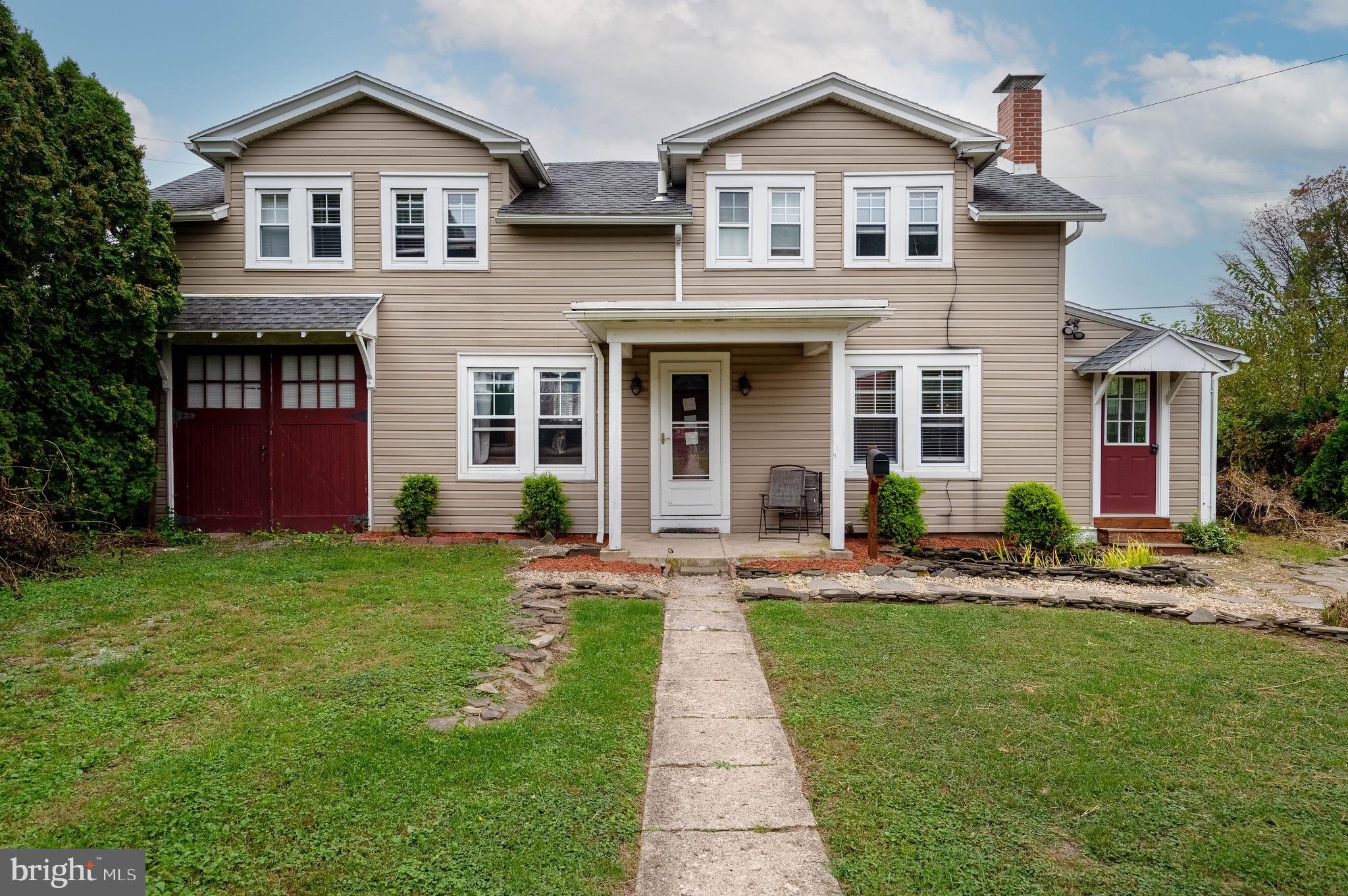 3536 Ridgeway Street Reading, PA 19605 - Photo 1 of 35