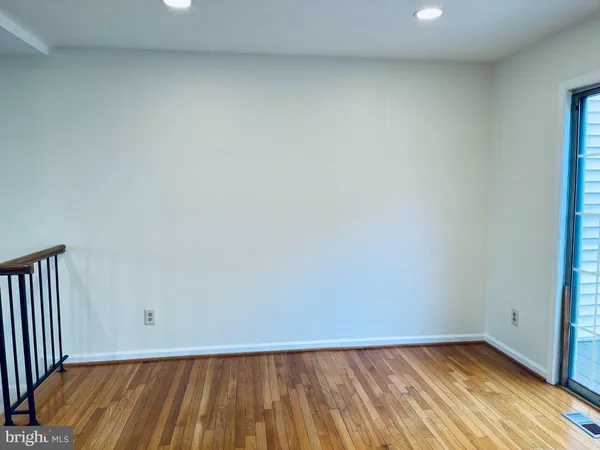 $3,400 | 32 Fendall Avenue, Alexandria, VA 22304