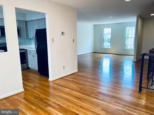 $3,400 | 32 Fendall Avenue, Alexandria, VA 22304