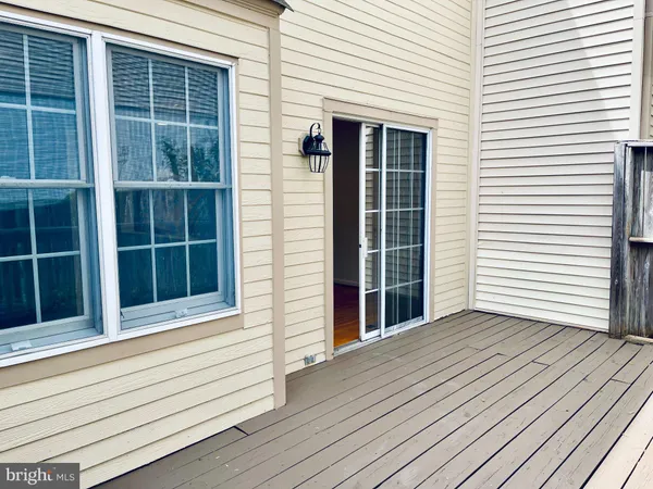 $3,400 | 32 Fendall Avenue, Alexandria, VA 22304