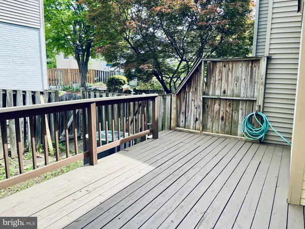 $3,400 | 32 Fendall Avenue, Alexandria, VA 22304