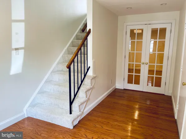 $3,400 | 32 Fendall Avenue, Alexandria, VA 22304