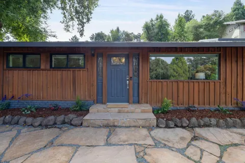 $1,749,000 | 76 Old Spanish Trail, Portola Valley, CA 94028