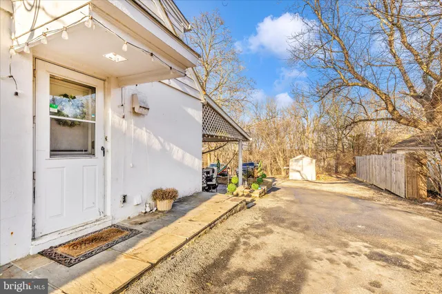 a view of a door in the backyard